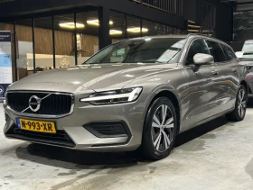 Volvo V60 B3 Momentum, снимка 2