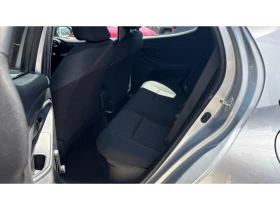 Toyota Yaris 1.5HSD DYNAMIC, снимка 11