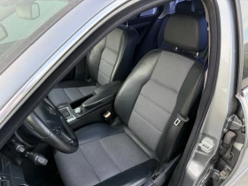Mercedes-Benz C 220, снимка 8