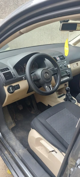 Обява за продажба на VW Touran ~10 000 лв. - изображение 2 | Auto.bg Обява за продажба на VW Touran ~10 000 лв. - изображение 2