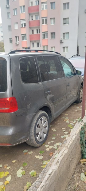 Обява за продажба на VW Touran ~10 000 лв. - изображение 1 | Auto.bg Обява за продажба на VW Touran ~10 000 лв. - изображение 1