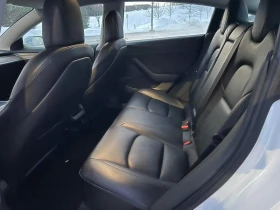 Tesla Model 3  * CARFAX * НАПЪЛНО АВТОНОМНА - 17500 € / 34227.03 лв. - 16548065 11