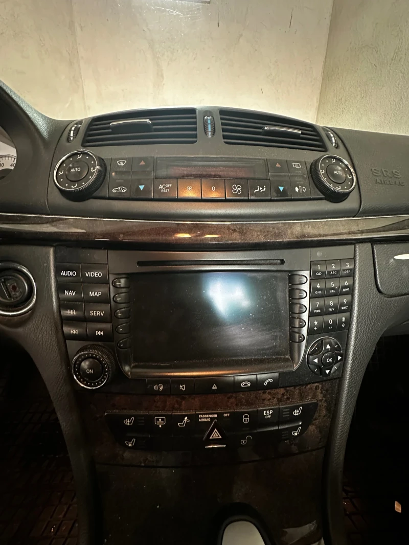 Mercedes-Benz E 500, снимка 13 - Автомобили и джипове - 48588781