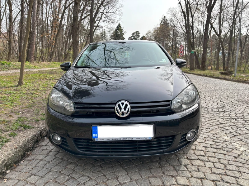 VW Golf, снимка 1 - Автомобили и джипове - 49597112