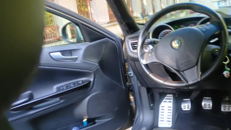 Alfa Romeo Giulietta 2.0jtdm, снимка 9 - Автомобили и джипове - 51886697