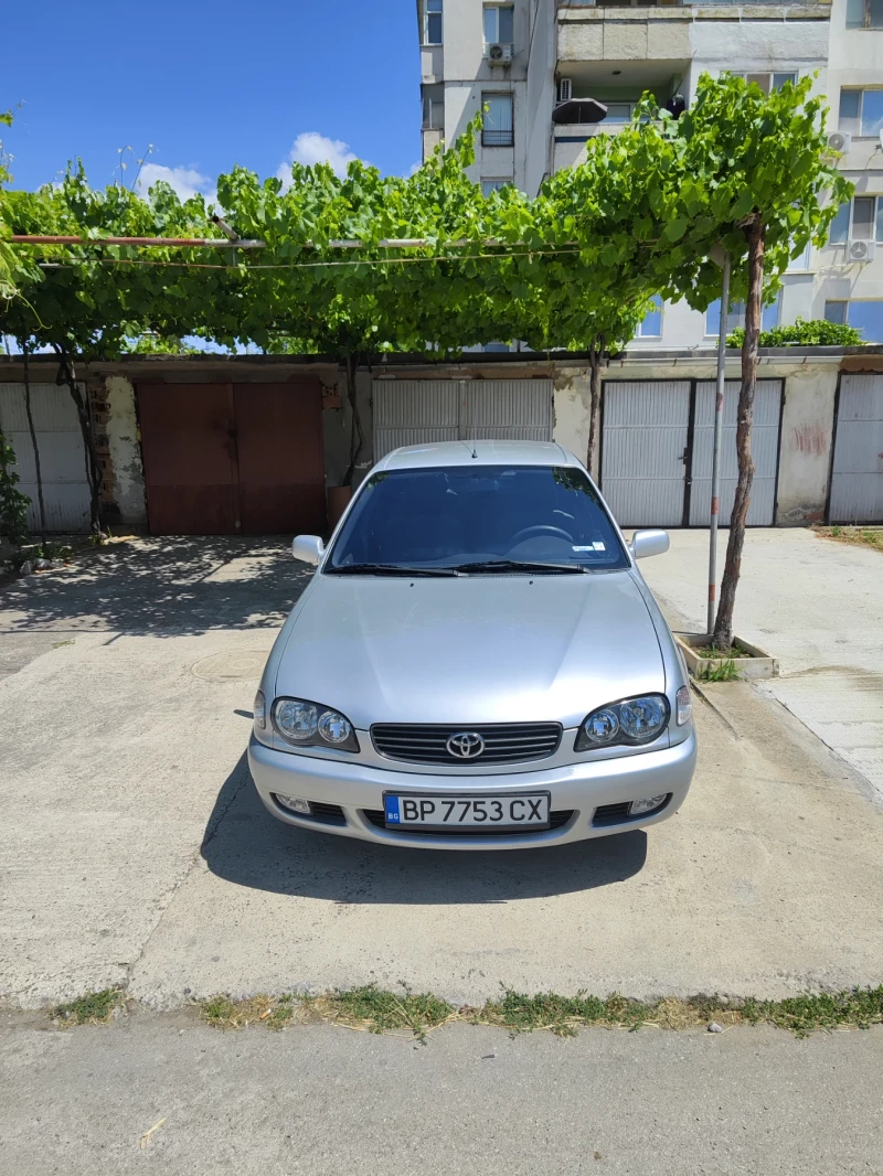 Toyota Corolla 1.6, снимка 2 - Автомобили и джипове - 52395223