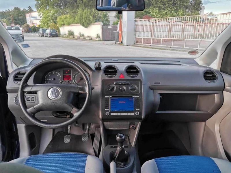 VW Caddy LIFE, снимка 8 - Автомобили и джипове - 53214029