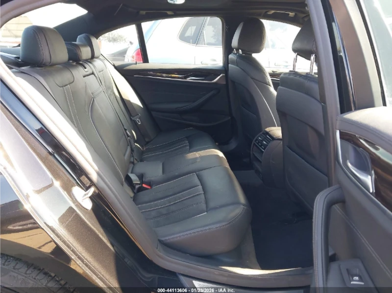 BMW 540 M-PACK* ПОДГРЕВ* AMBIENT* КАМЕРА, снимка 9 - Автомобили и джипове - 53296024