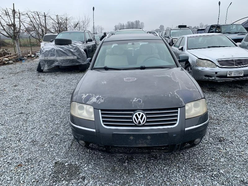 VW Passat 1.9 TDI, снимка 6 - Автомобили и джипове - 49085462