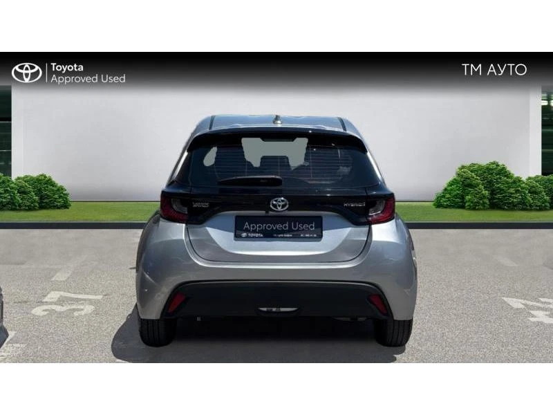 Toyota Yaris 1.5HSD DYNAMIC, снимка 4 - Автомобили и джипове - 54937421