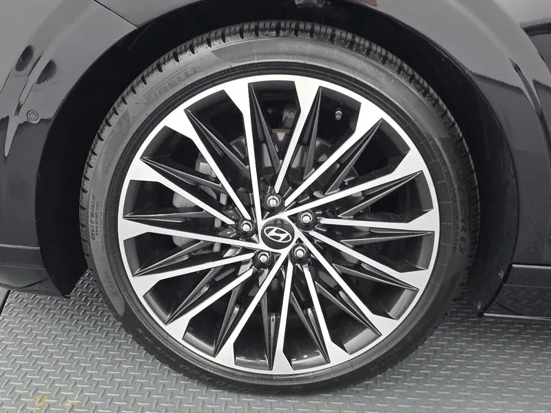 Hyundai Grandeur 3.5 Gasoline 2Wd Calligraphy, снимка 5 - Автомобили и джипове - 55644124