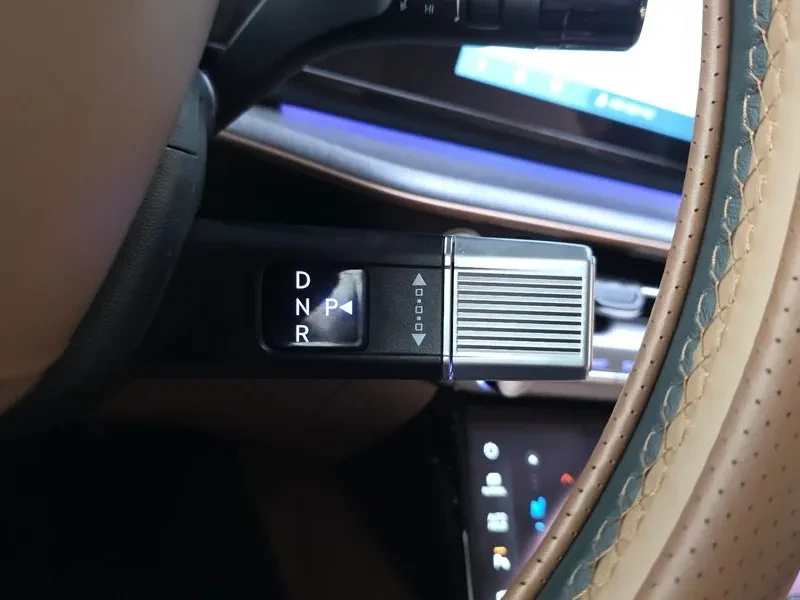 Hyundai Grandeur 3.5 Gasoline 2Wd Calligraphy, снимка 9 - Автомобили и джипове - 55644124
