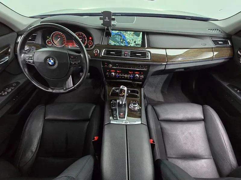 BMW 740 Li - САМО 30% АВАНС, снимка 7 - Автомобили и джипове - 56028006