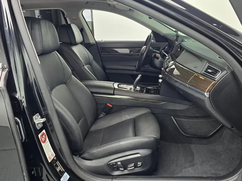 BMW 740 Li - САМО 30% АВАНС, снимка 10 - Автомобили и джипове - 56028006