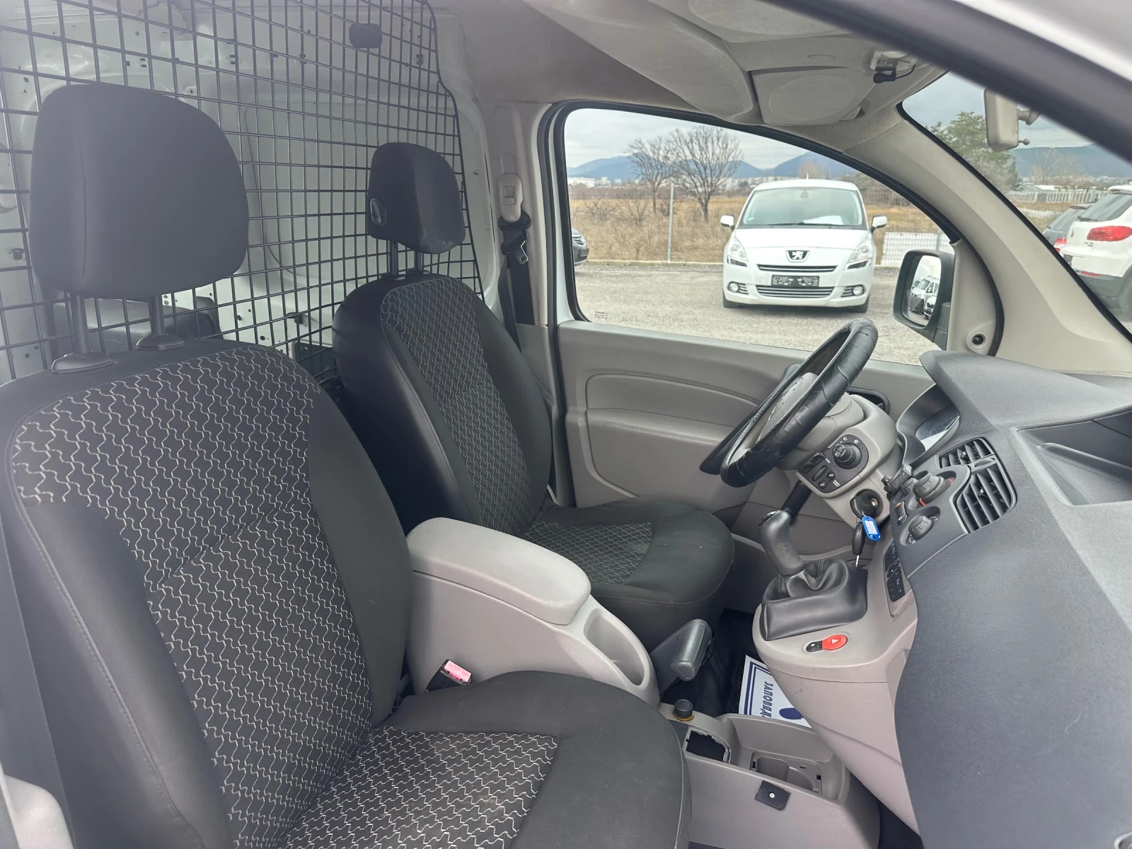 Renault Kangoo С ВКЛЮЧЕНО ДДС!* 1.5DCI* 90к.с* КЛИМАТИК | Mobile.bg — изображение 13