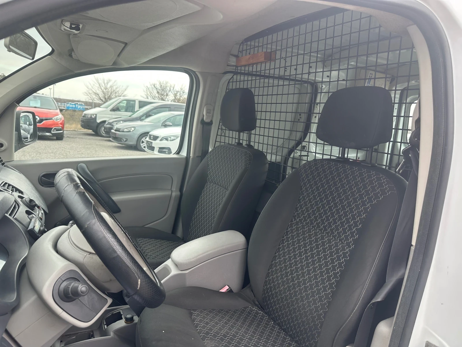 Renault Kangoo С ВКЛЮЧЕНО ДДС!* 1.5DCI* 90к.с* КЛИМАТИК | Mobile.bg — изображение 11