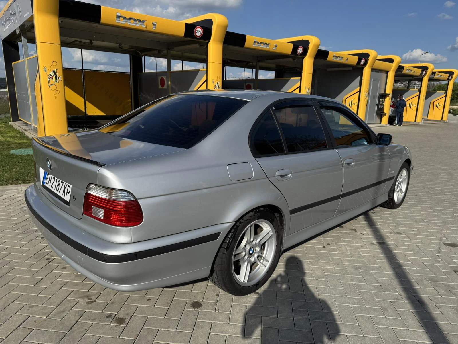 BMW 520 I - изображение 4