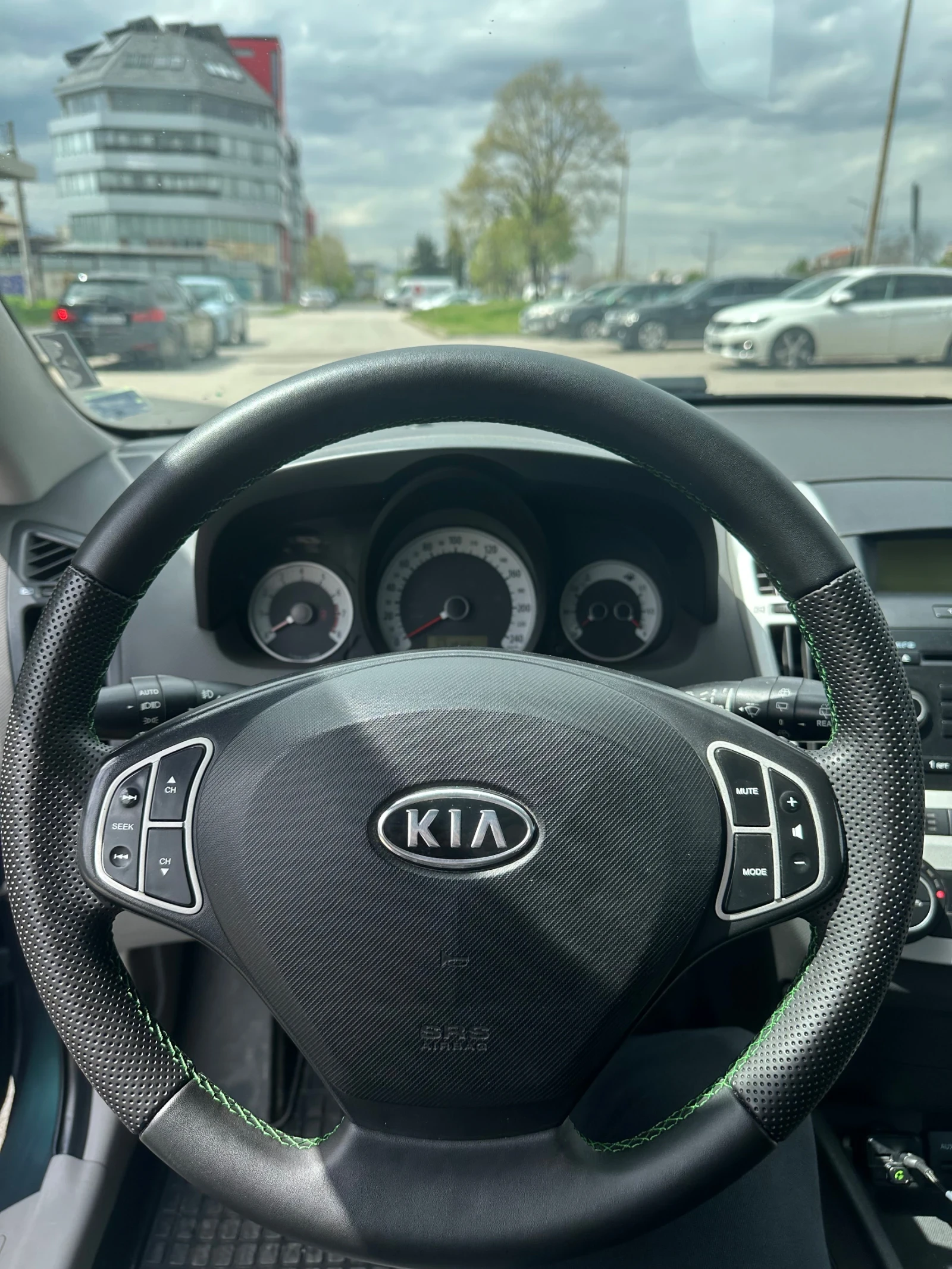 Kia Ceed 1.6 Газ Бензин - изображение 7