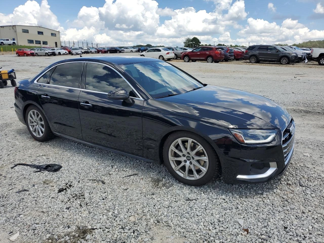 Audi A4 Premium - изображение 3