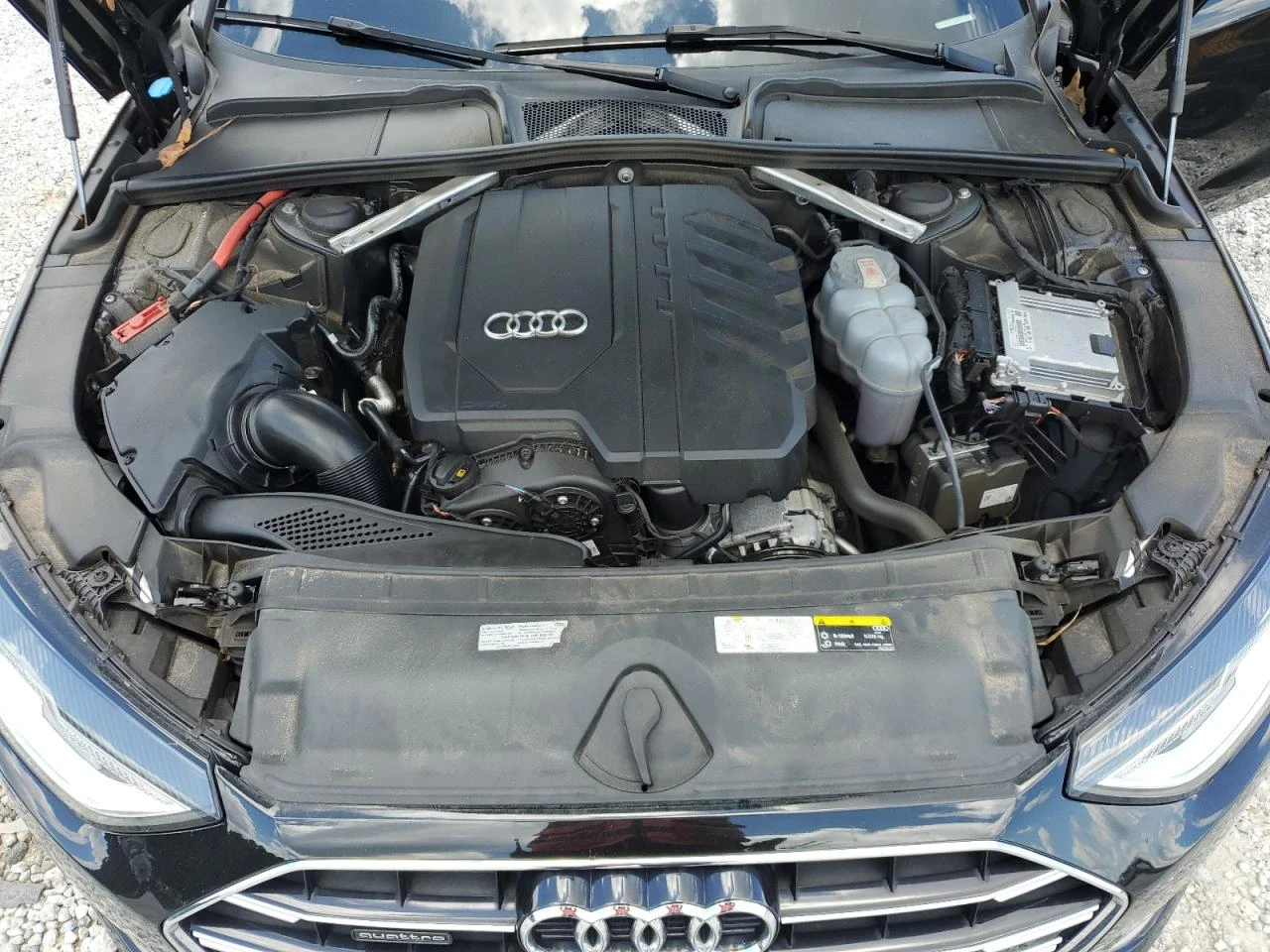 Audi A4 Premium - изображение 10