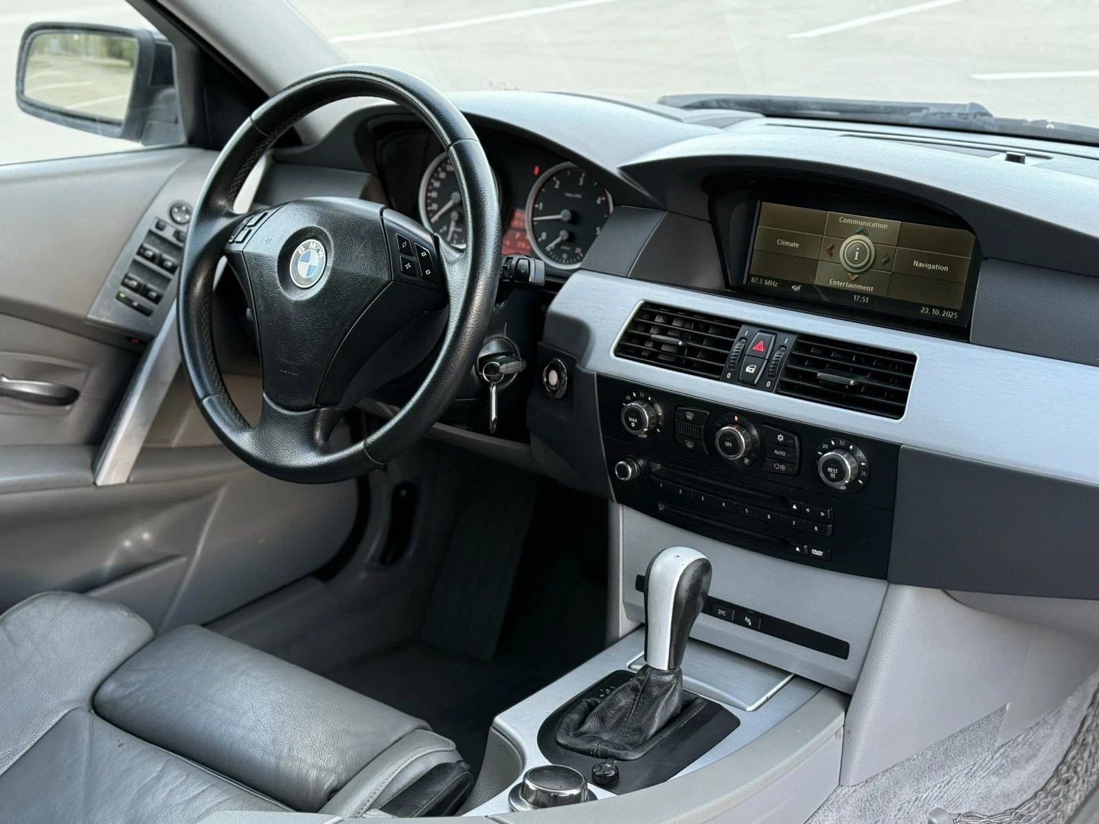 BMW 530 231 hp M-PAKET!!! LIZING!!!  | Mobile.bg — изображение 14
