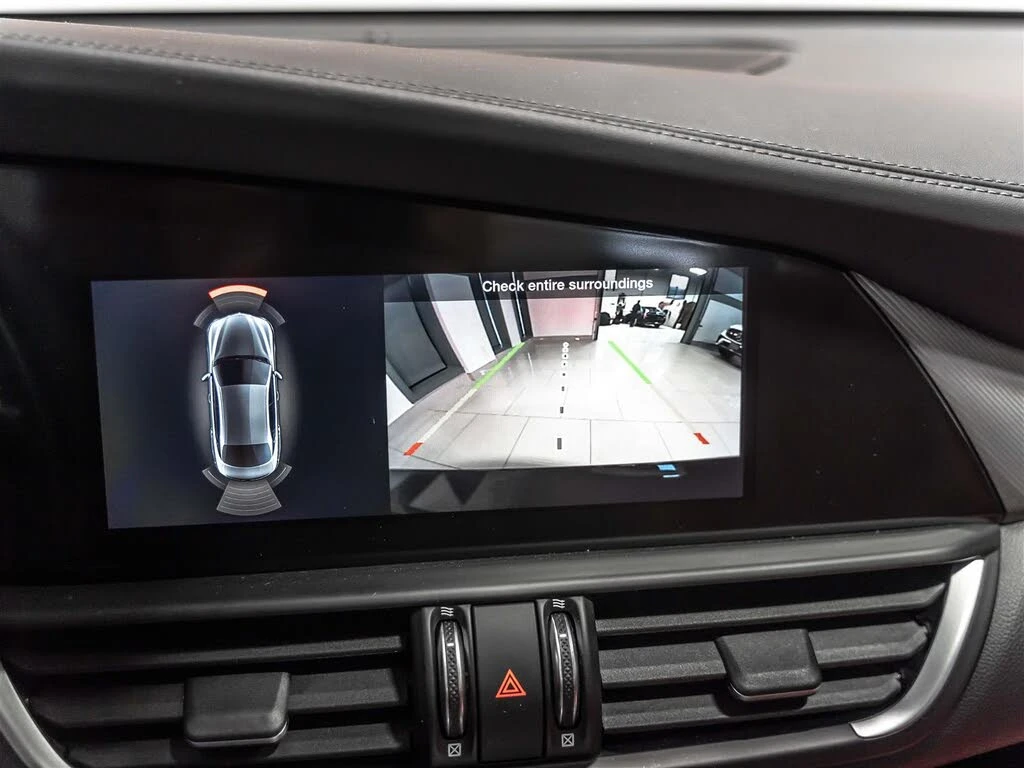 Alfa Romeo Giulia Veloce * CARFAX * * (  ) | Mobile.bg   17