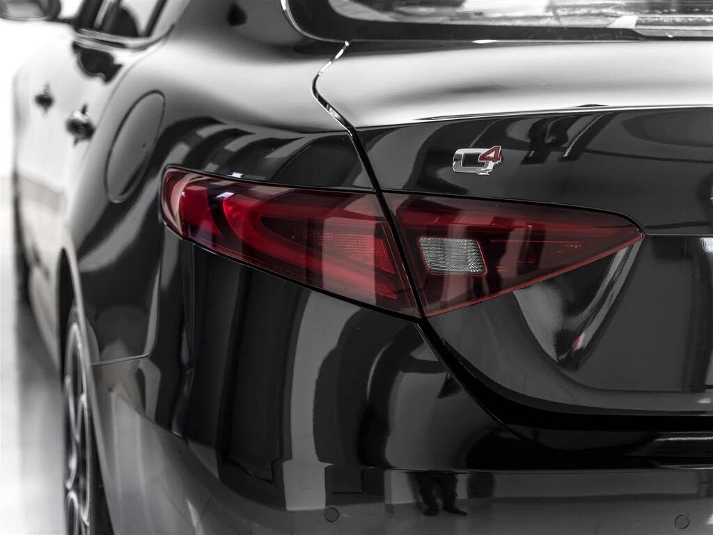 Alfa Romeo Giulia Veloce * CARFAX * * (  ) | Mobile.bg   13