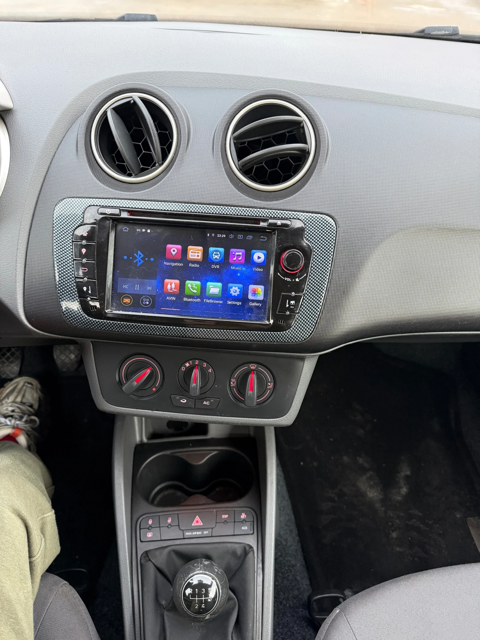 Seat Ibiza 1.2 нов внос Германия - изображение 10