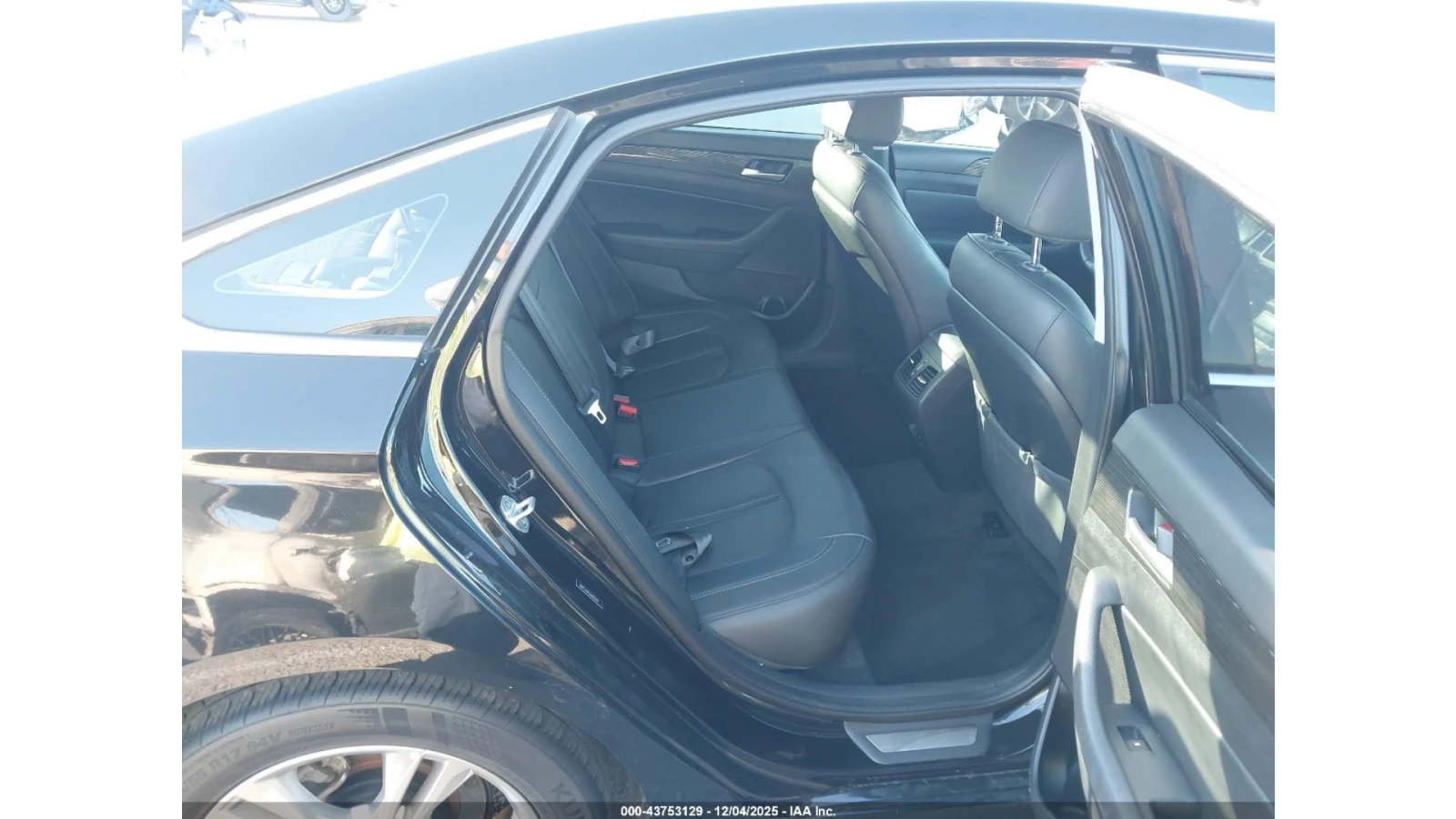 Hyundai Sonata КОЖА* ПОДГРЕВ* ПАРКТРОНИК* НАВИ* , снимка 12 - Автомобили и джипове - 53732817