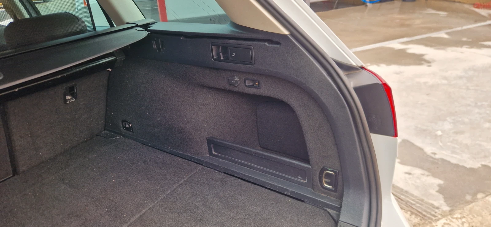 VW Passat, снимка 15 - Автомобили и джипове - 54156920