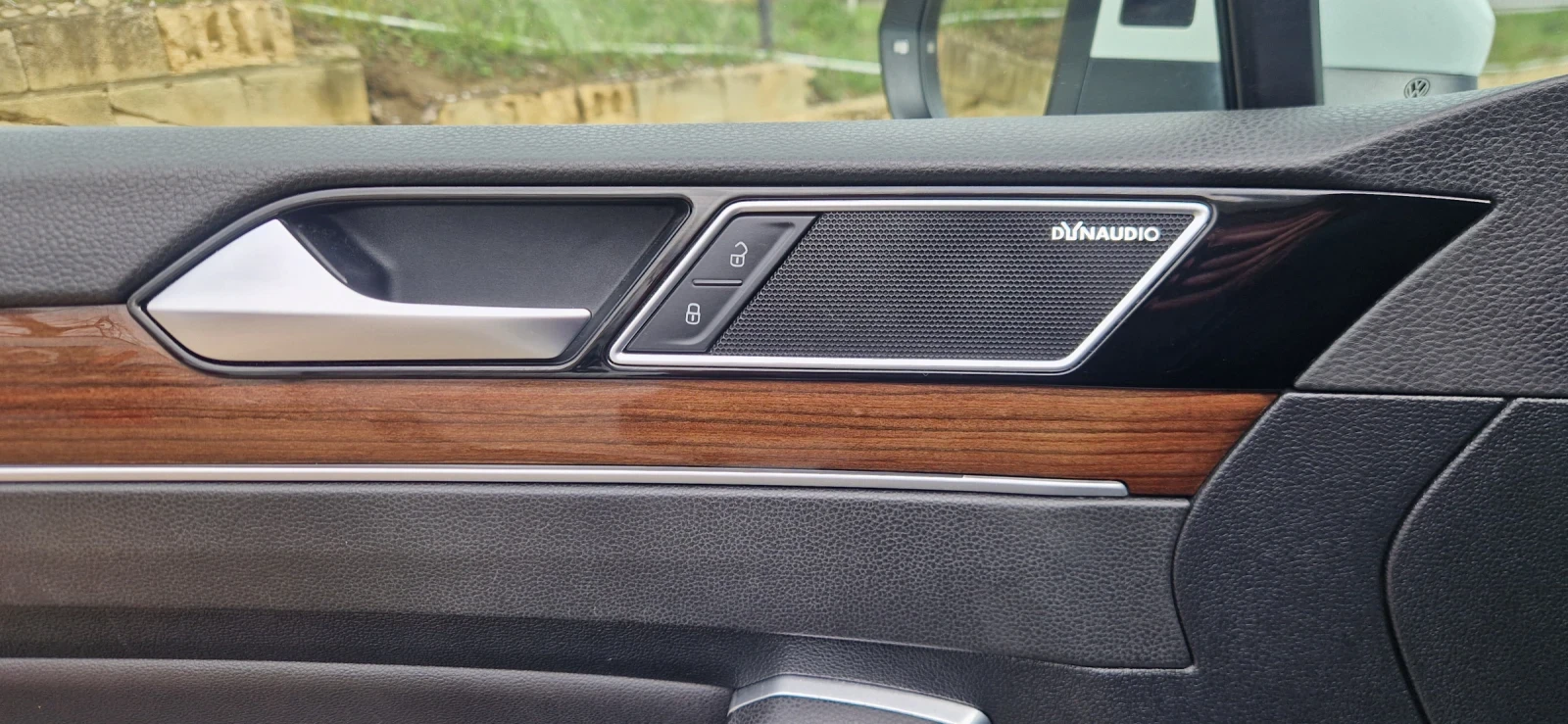 VW Passat, снимка 11 - Автомобили и джипове - 54156920