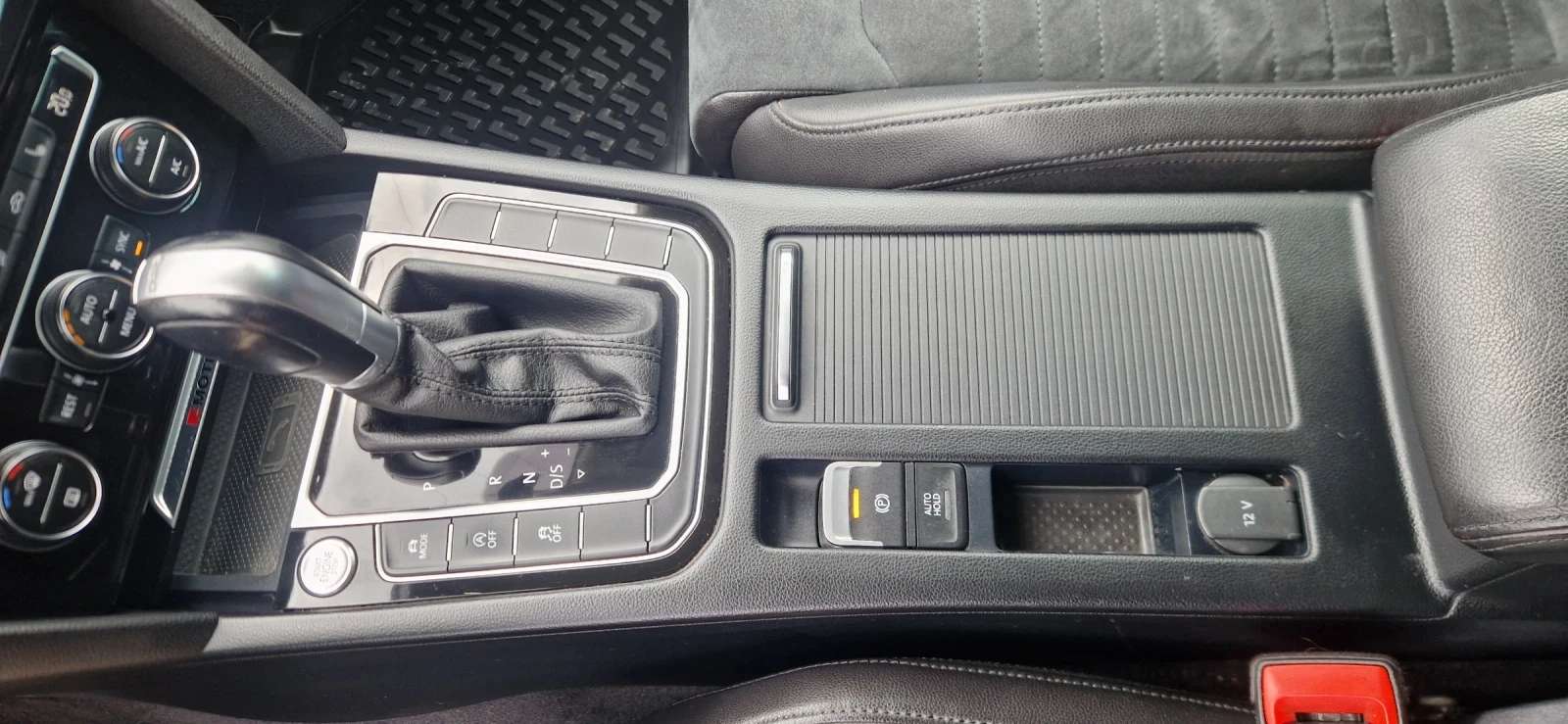 VW Passat, снимка 9 - Автомобили и джипове - 54156920