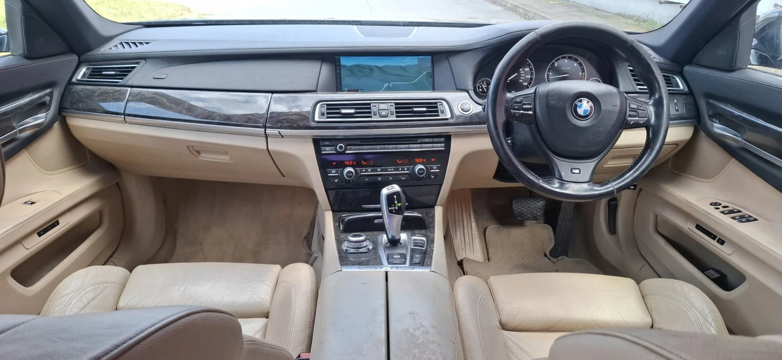 BMW 730 Long M-Sport, снимка 7 - Автомобили и джипове - 54596361