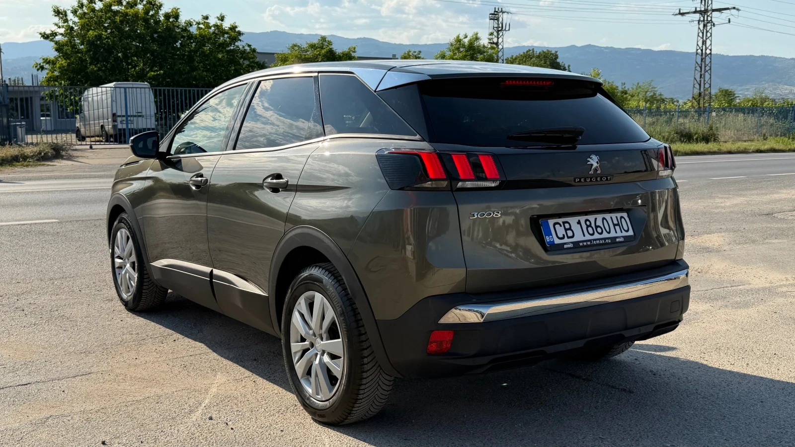 Peugeot 3008 1.5HDI EAT8, снимка 6 - Автомобили и джипове - 54683450