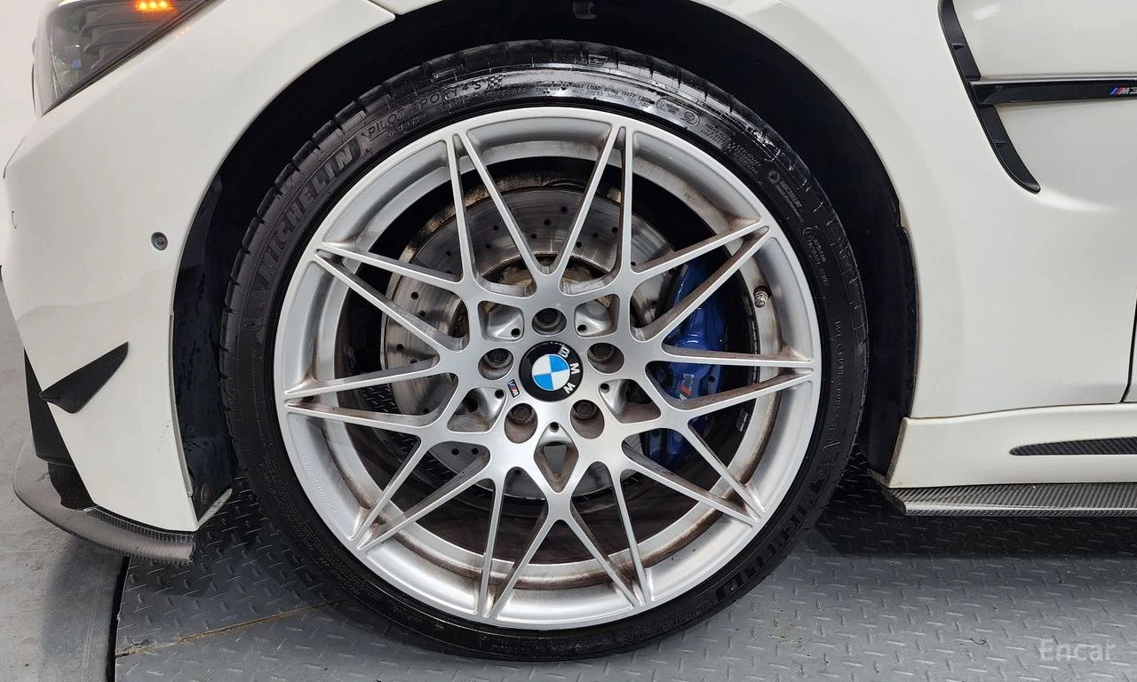 BMW M3 HARMON* KARDON* CARBON* , снимка 5 - Автомобили и джипове - 54740963