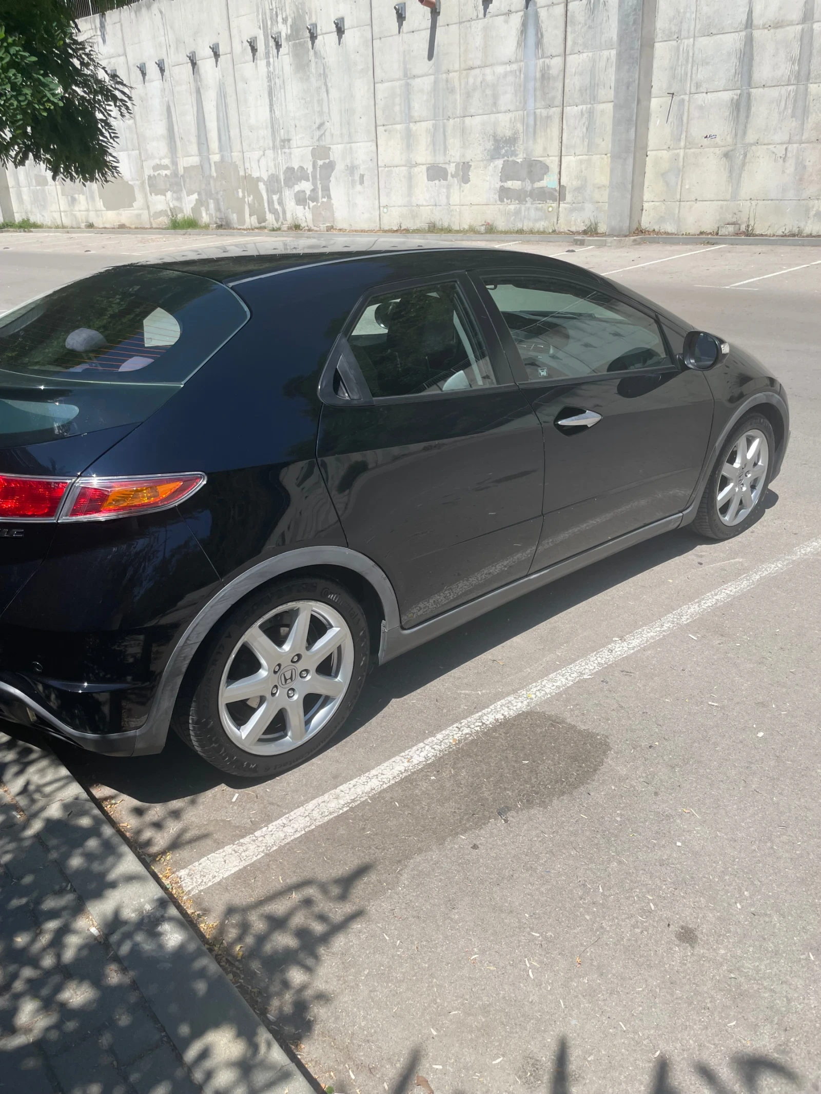 Honda Civic 1.8i v-tec, снимка 10 - Автомобили и джипове - 54835309