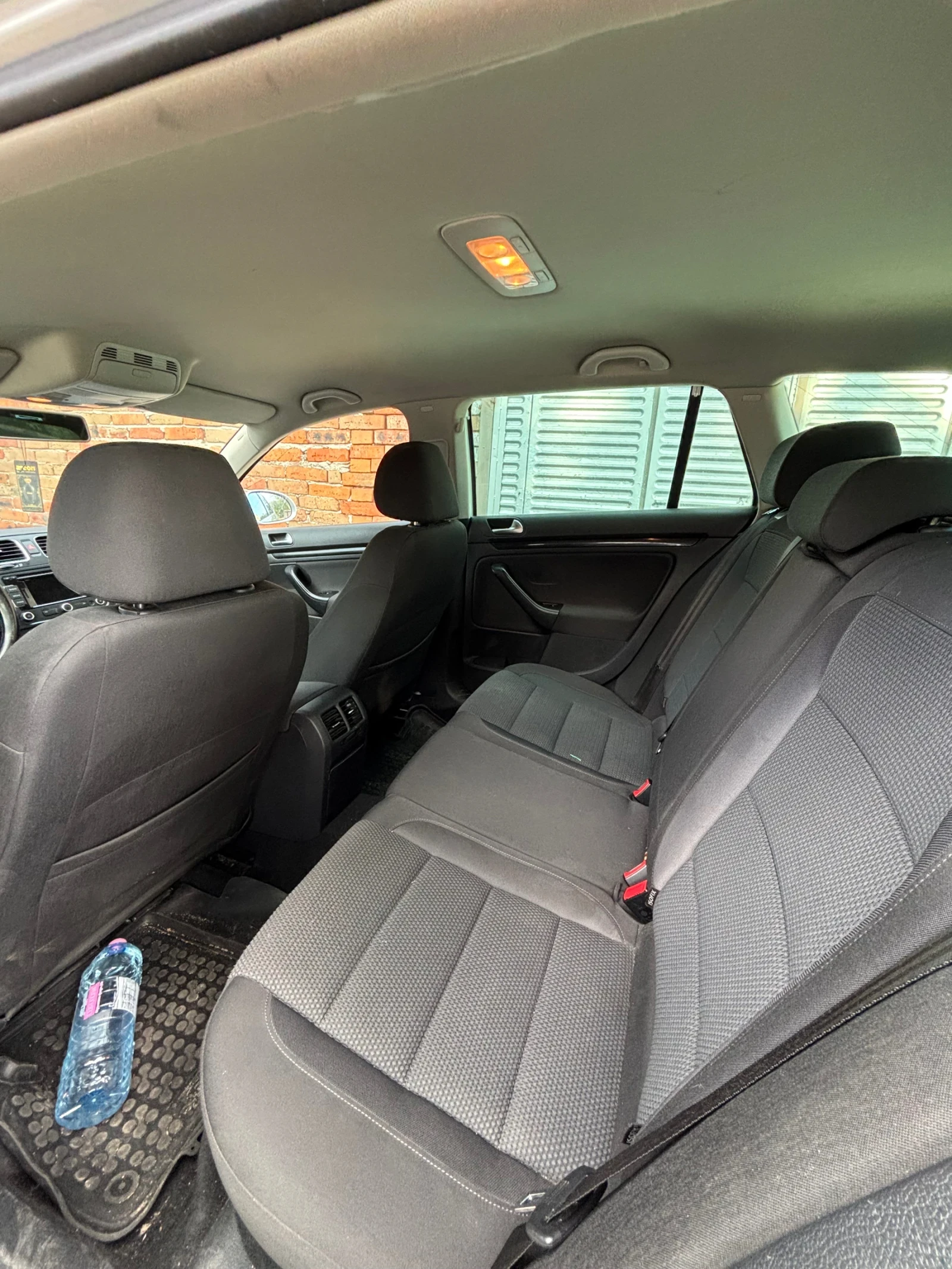 VW Golf, снимка 5 - Автомобили и джипове - 54900752