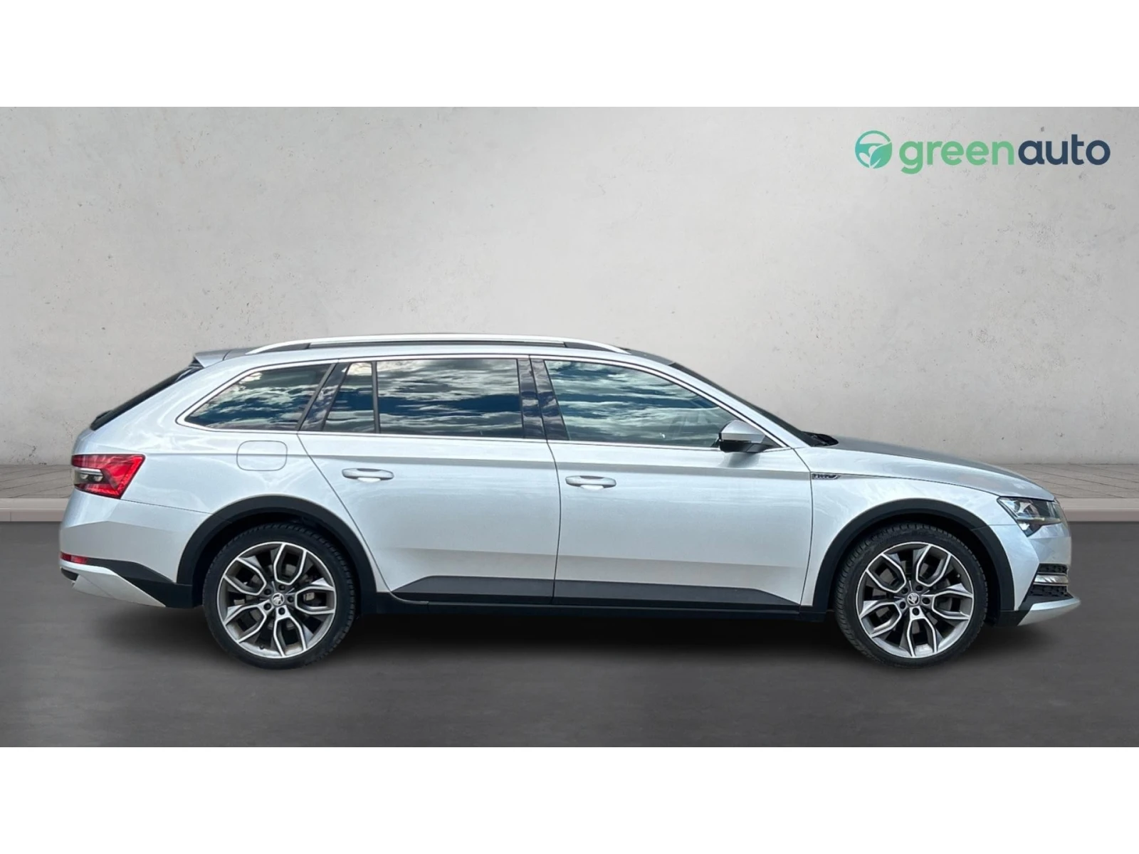 Skoda Superb  Scout 2.0 TSi  4x4 , Месечна вноска от 399  , снимка 8 - Автомобили и джипове - 54925308
