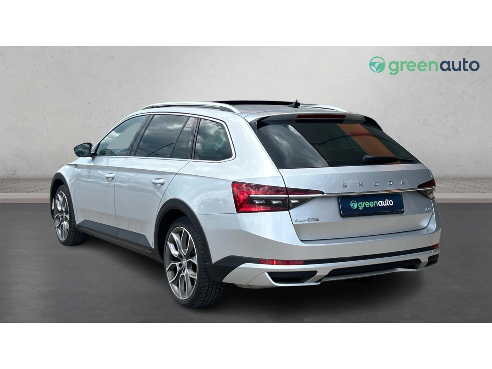 Skoda Superb  Scout 2.0 TSi  4x4 , Месечна вноска от 399  , снимка 2 - Автомобили и джипове - 54925308