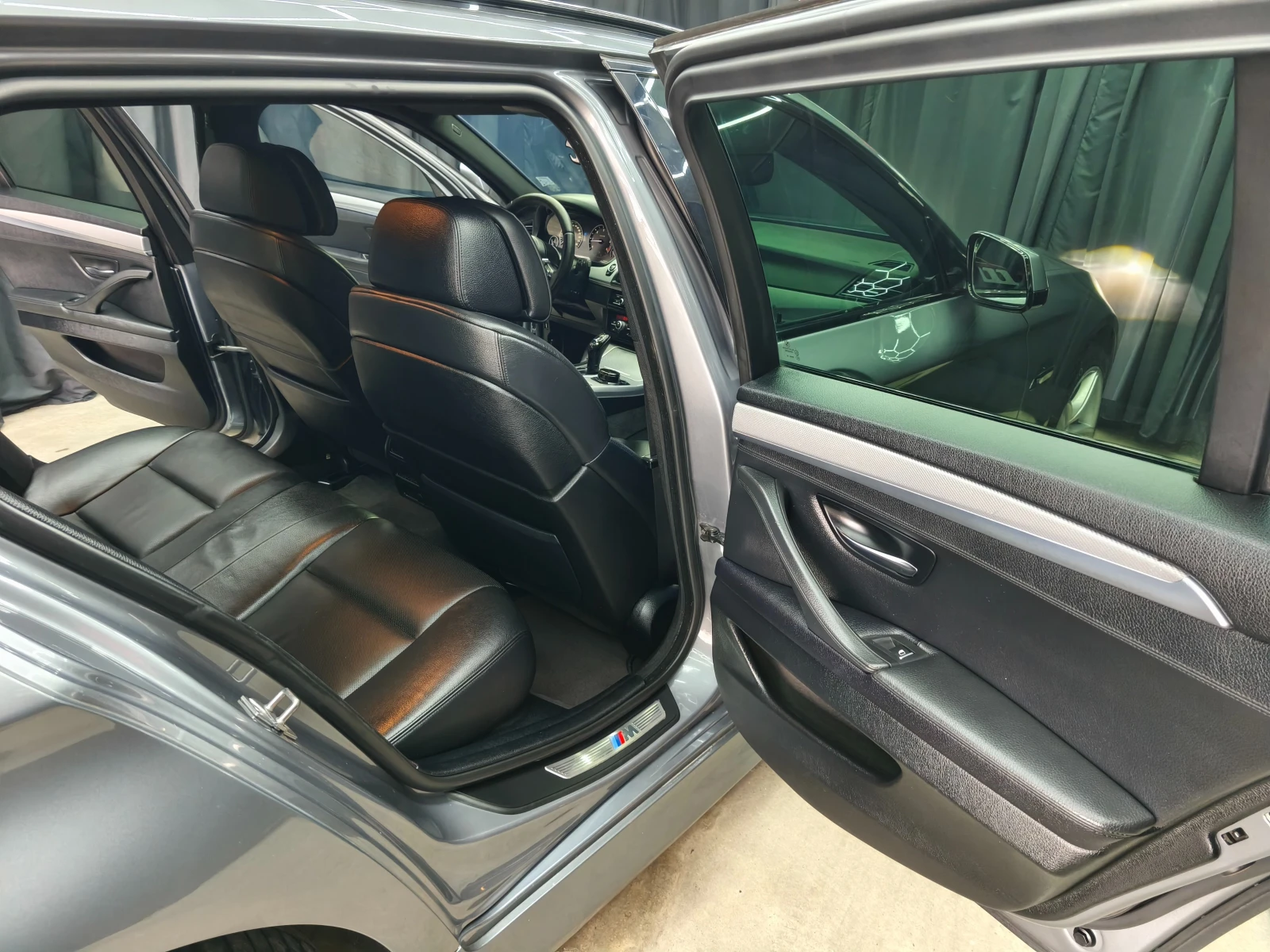 BMW 535 3.0d Xdrive 313k.c * FULL* , снимка 16 - Автомобили и джипове - 55023102