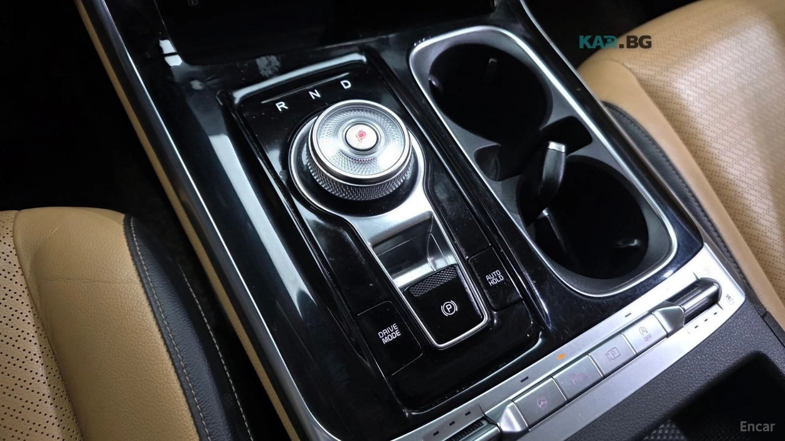 Kia Carnival 9-SEATER* SIGNATURE* SMART-KEY* , снимка 11 - Автомобили и джипове - 55044924