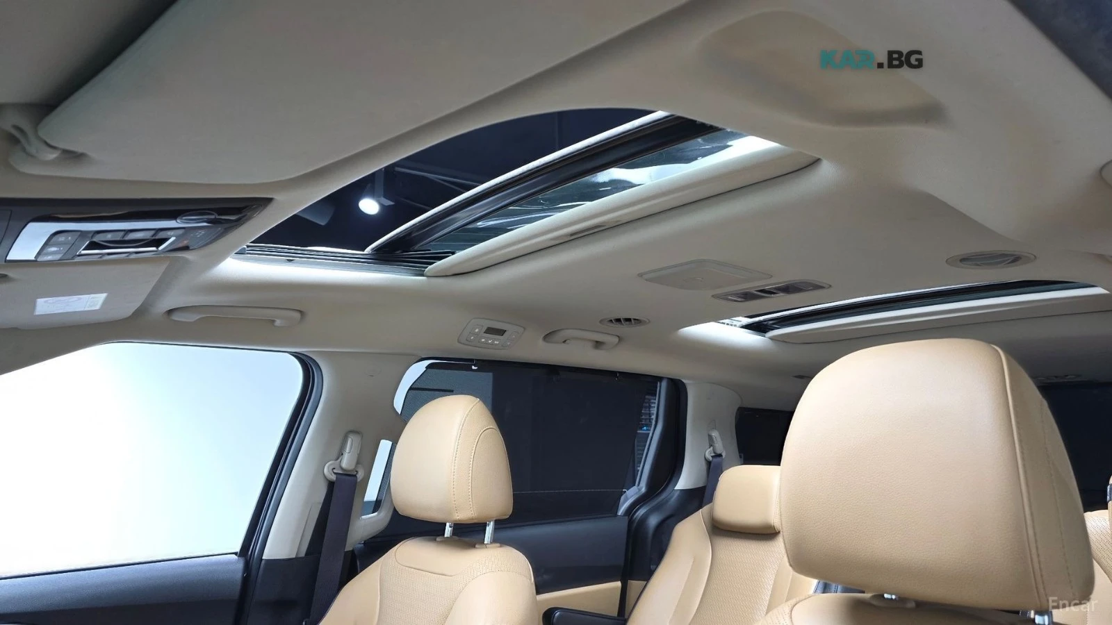 Kia Carnival 9-SEATER* SIGNATURE* SMART-KEY* , снимка 14 - Автомобили и джипове - 55044924