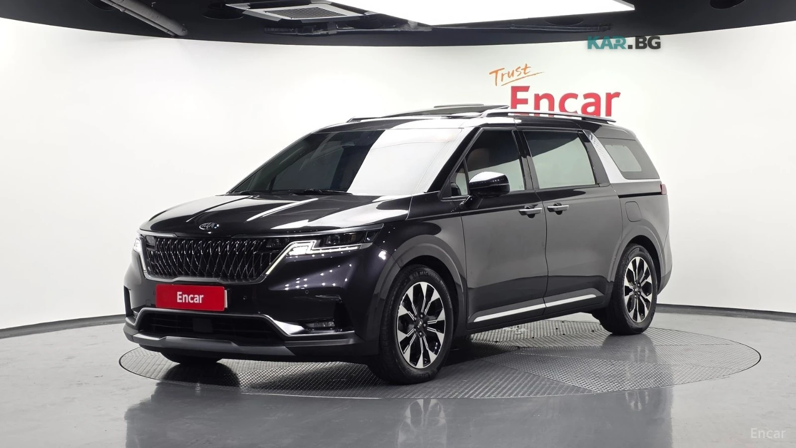 Kia Carnival 9-SEATER* SIGNATURE* SMART-KEY* 