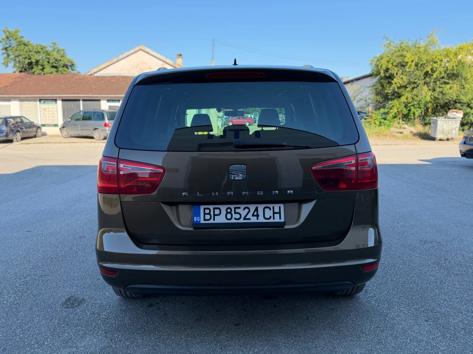Seat Alhambra 2.0TDI DSG 7МЕСТА, снимка 4 - Автомобили и джипове - 55052219