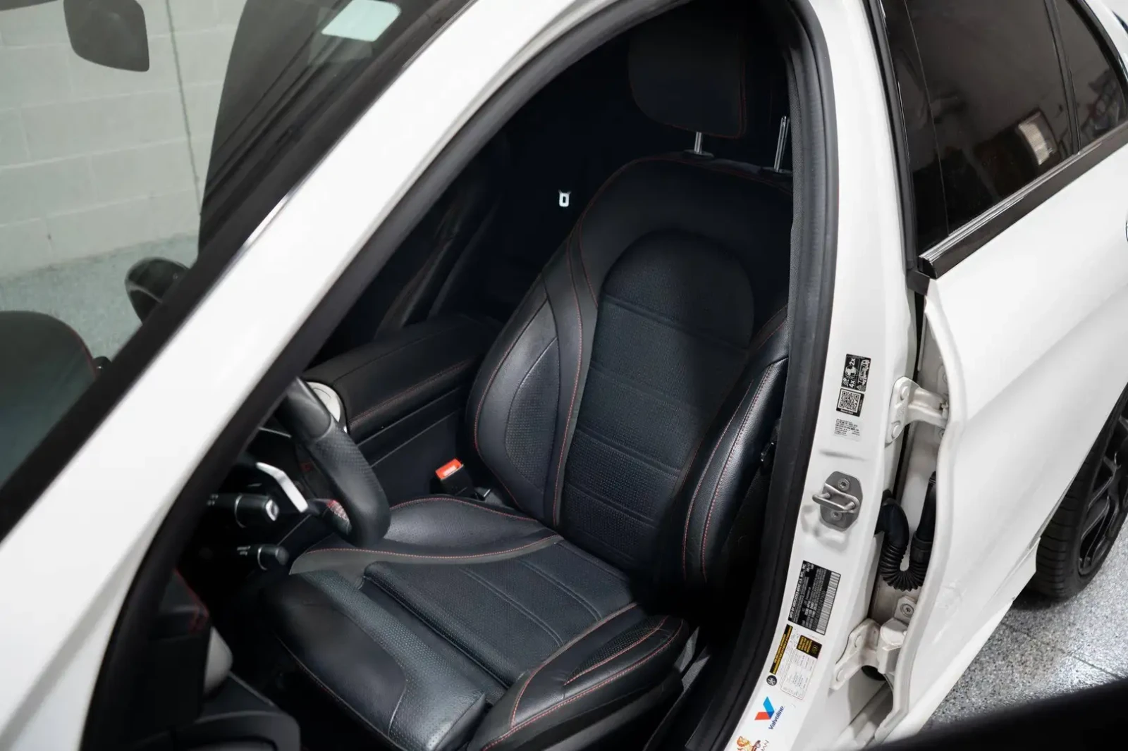 Mercedes-Benz C 43 AMG 4MATIC/AMG/PANORAMA/360CAM/BURMESTER, снимка 8 - Автомобили и джипове - 55265583