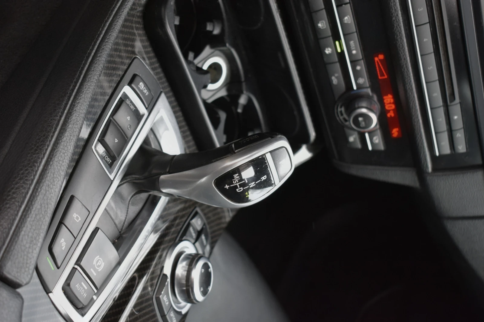 BMW 525 F10-M PACK-HUD-VACUUM, снимка 12 - Автомобили и джипове - 55418031