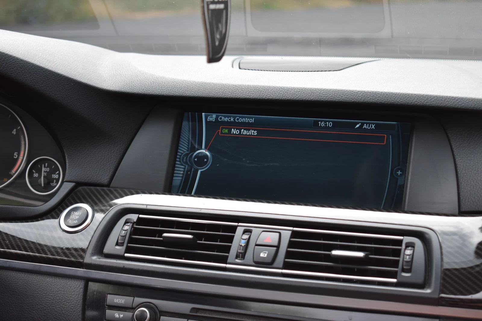 BMW 525 F10-M PACK-HUD-VACUUM, снимка 11 - Автомобили и джипове - 55418031