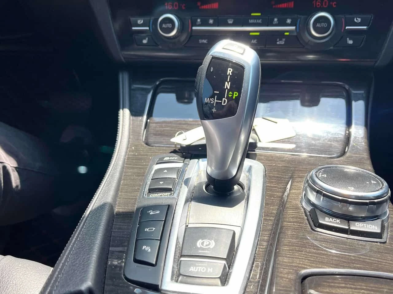 BMW 528 * 528i xDrive * АВТОКРЕДИТ БЕЗ ПЪРВОНАЧАЛНА ВНОСКА, снимка 9 - Автомобили и джипове - 55535746