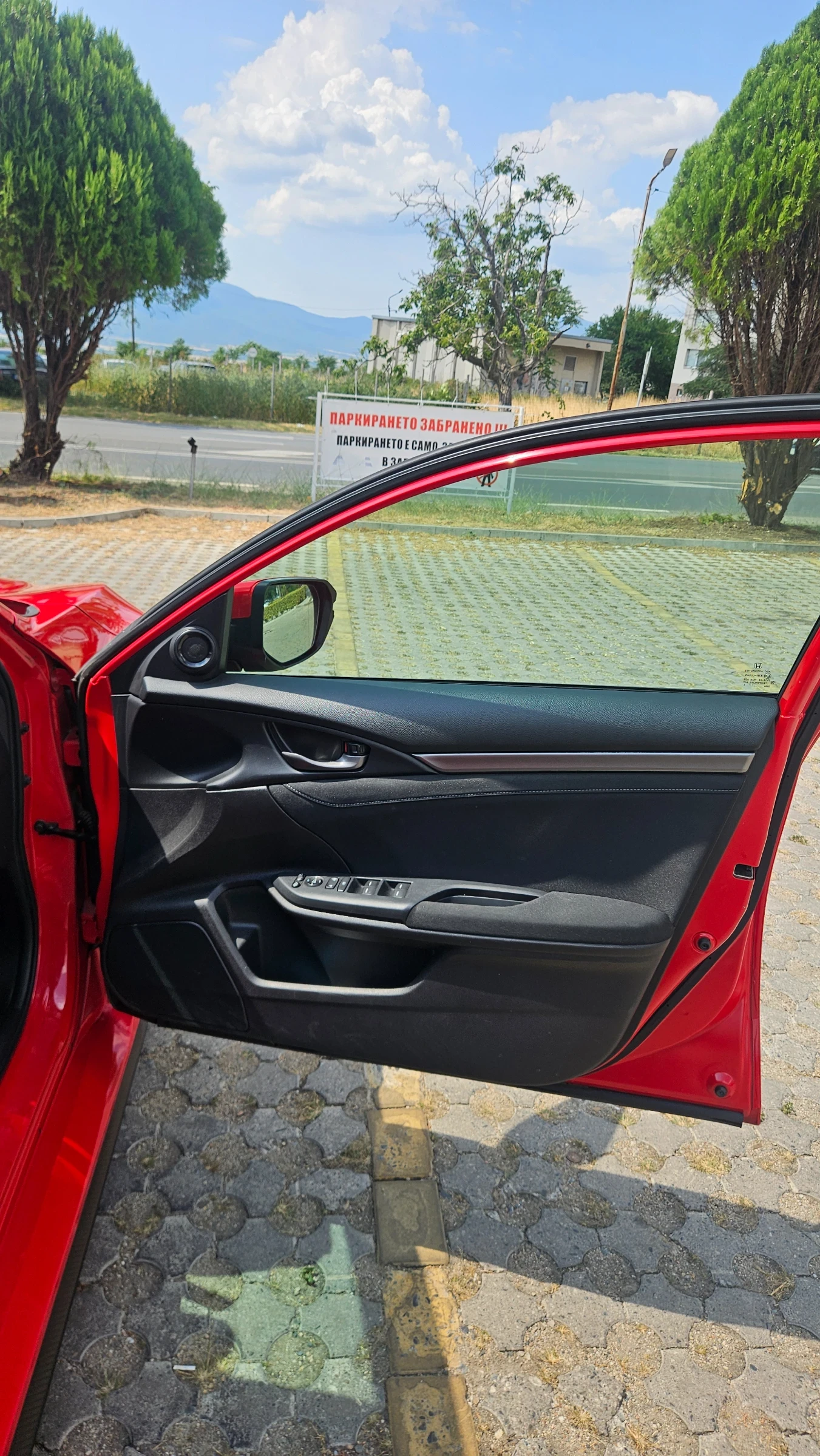 Honda Civic 1.5T, снимка 5 - Автомобили и джипове - 55902031