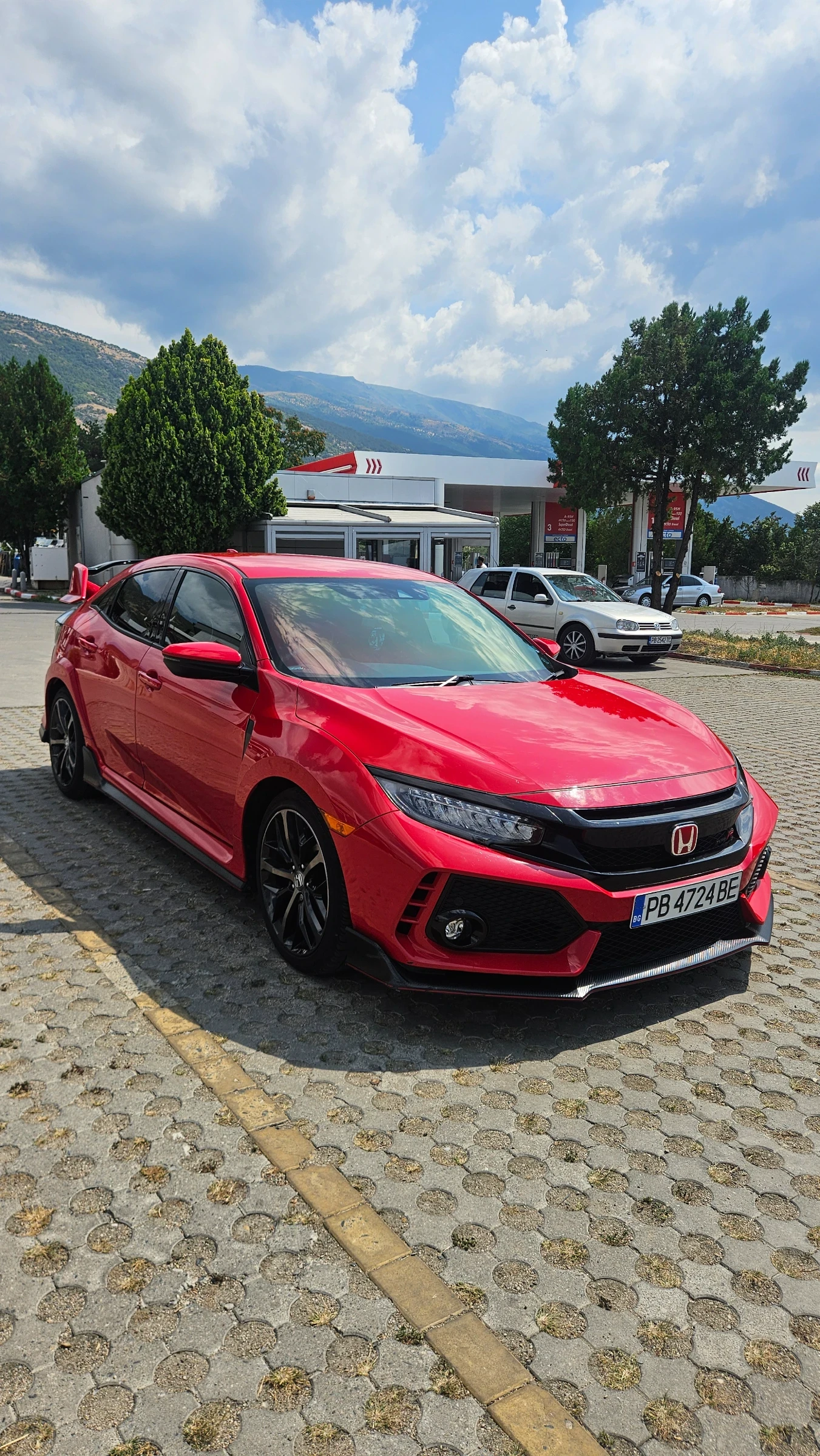 Honda Civic 1.5T, снимка 2 - Автомобили и джипове - 55902031